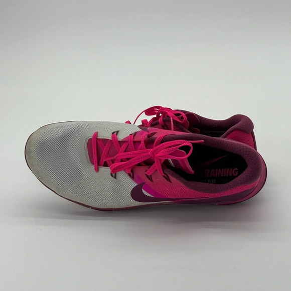 Nike Metcon 3 Cross Training Shoes Womens Size 11 EUR 43 Pure Platinum Tea Berry - Picture 5 of 9